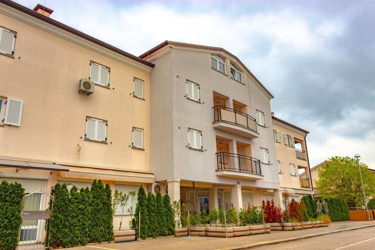 Apartment Botic Poreč Dış mekan fotoğraf
